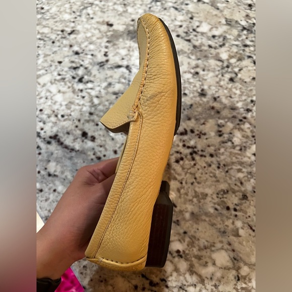 Talbots Women’s Pastel Yellow Loafers Size 7.5 - Picture 4 of 9